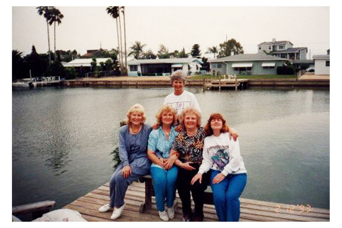 lilli-branch-n-sisters